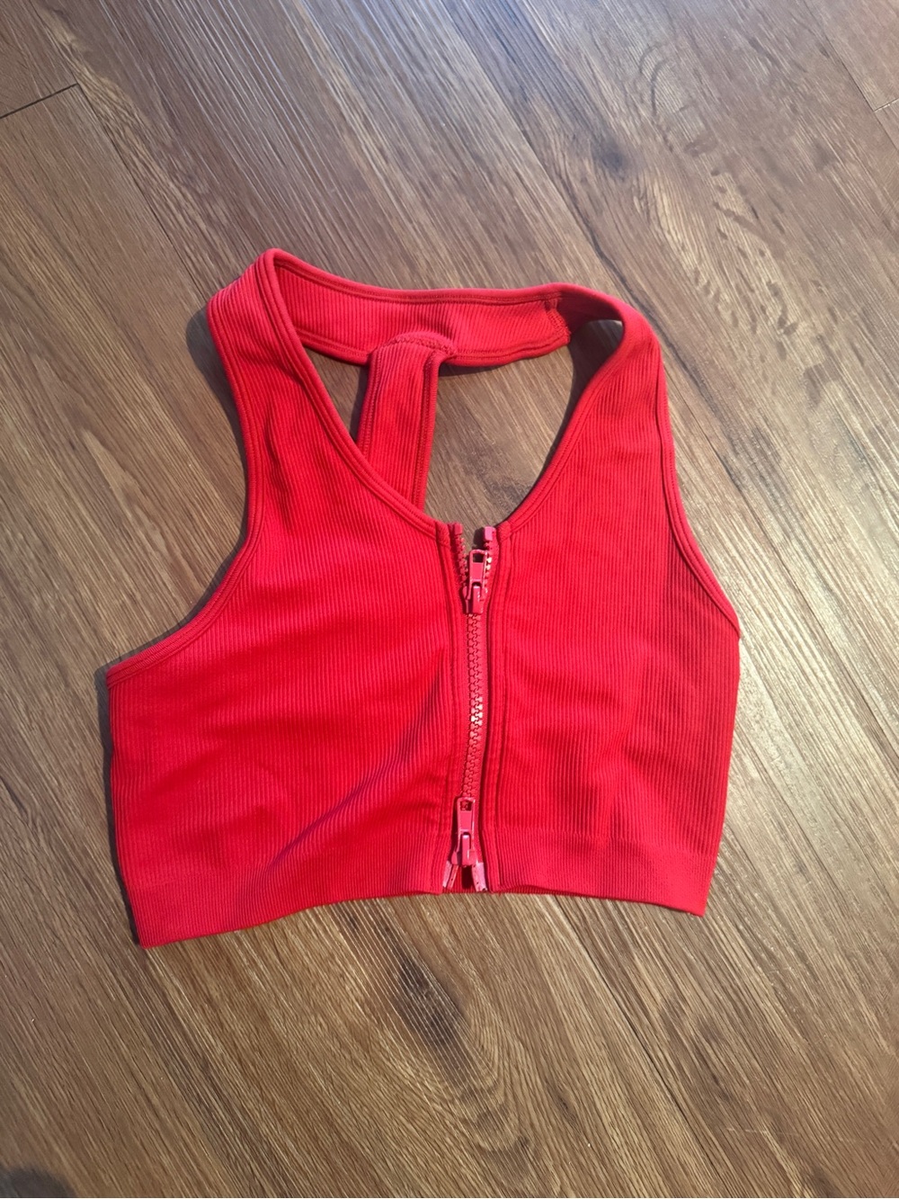 Set Active Sculptflex Red Zip Bra Small (color: Hearthrob)